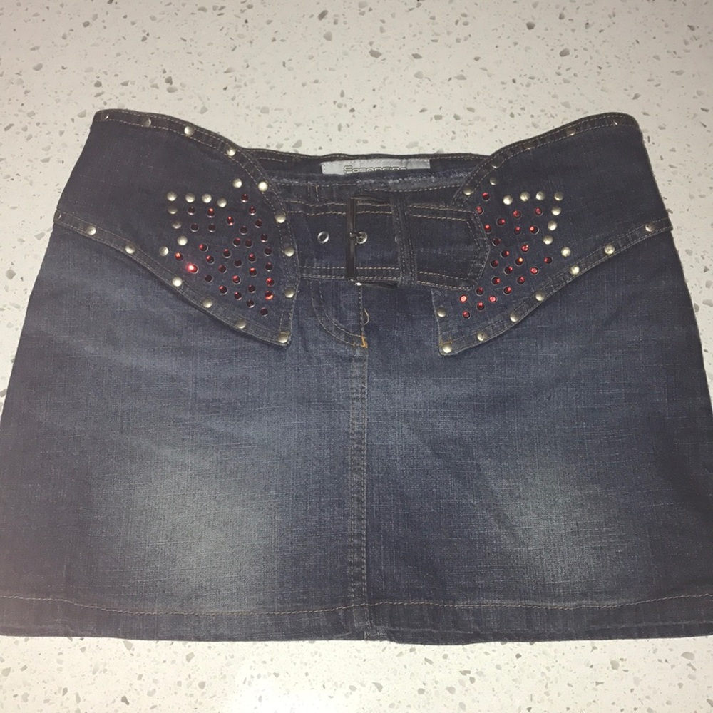 Denim gently use lord with stone detail